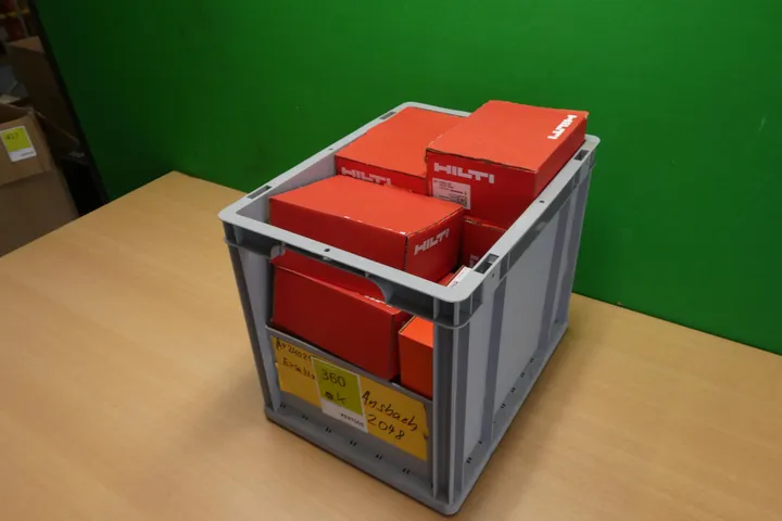 Posten Hilti Befestigungsmaterial / Verbrauchsmaterial ohne Kiste